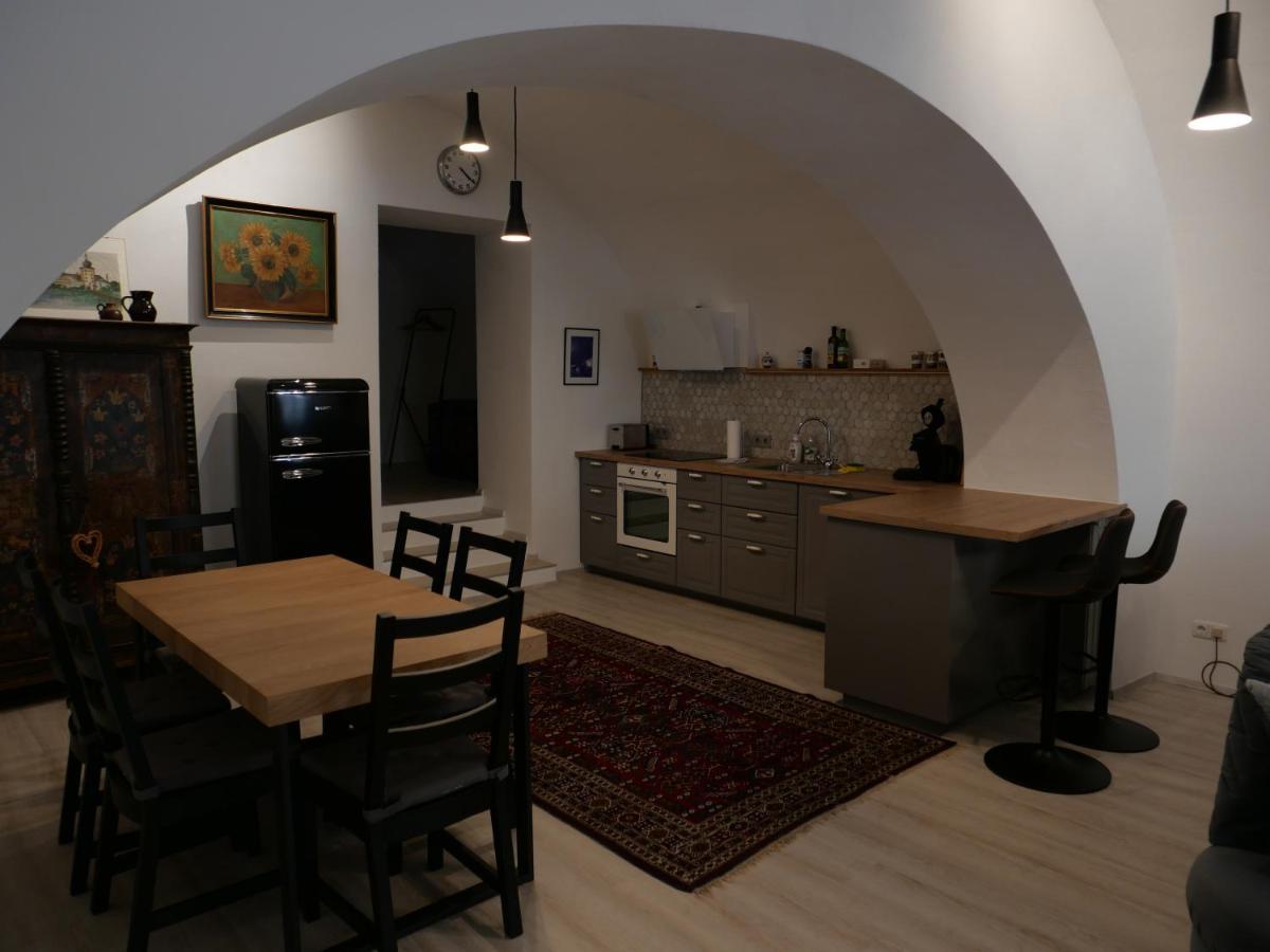 Ferienwohnung Altes Salzgewoelbe Badgasse Gmunden Exterior foto